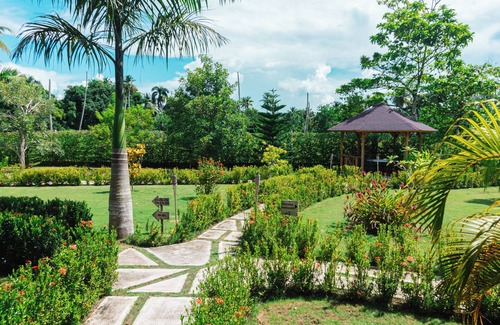 Sanchez Apartamento | Alojamiento de lujo en villa con Jardin y piscina
