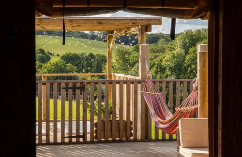 Broadwoodkelly Casa | Luxury Safari Lodge surrounded by deer!! 'Fallow'