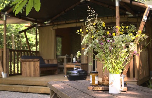 Acton Scott Cabina | Luxury Safari Tent with Hot Tub