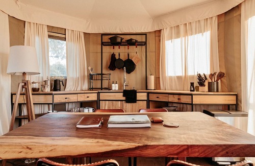 Johnson City Alquiler De RV | Luxury Safari Tents on 96 acres in the Texas Hill Country