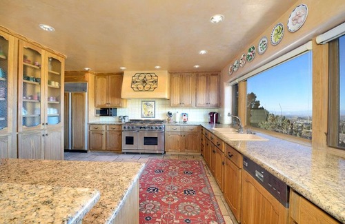 Northeast Santa Fe Casa | Casita en Circle Drive