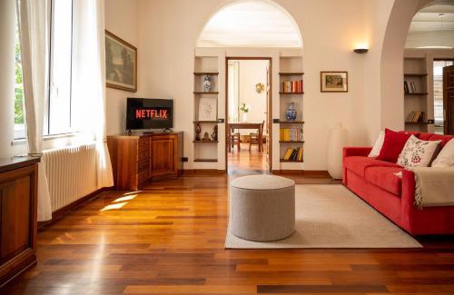 Savona Apartamento | [Luxury Savona Cruises at 1 Min] WiFi · Free Park