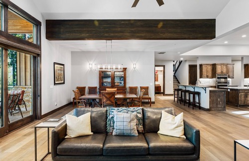 Ponderosa Palisades Casa | Luxury Schaffer's Mill - Monthly Rental - Truckee