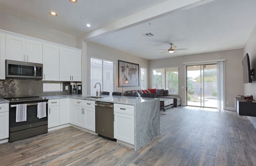 North Scottsdale Casa | REMODELO SCOTTSDALE DE LUJO, piscina privada climatizada / spa. Todo NUEVO 1/2019