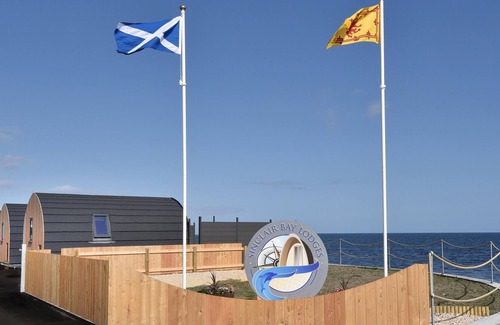 Keiss Casa | Luxury seafront glamping pod with private patio and Hydropool Jaccuzi