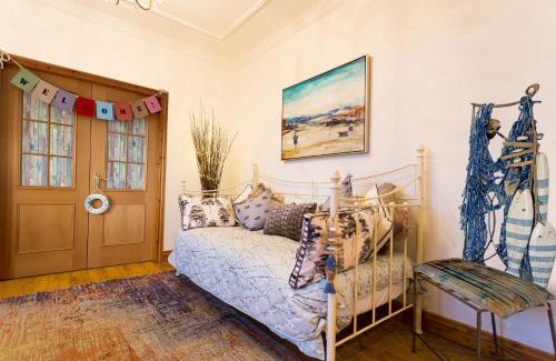 Kirkcaldy Apartamento | Luxury Seaside Home with Incredible Views
