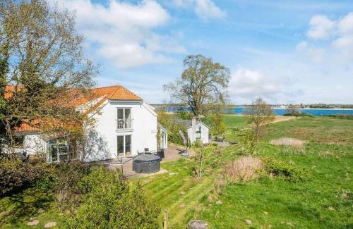 Aarosund Casa | Luxury Seaside Retreat - By Traum Ferienwohnungen