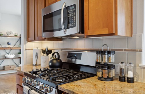 Downtown Seattle Condominio | 🚢Luxury Seattle Waterfront Walk to Cruise Ship & Pike Place -Waterfront Views🎡