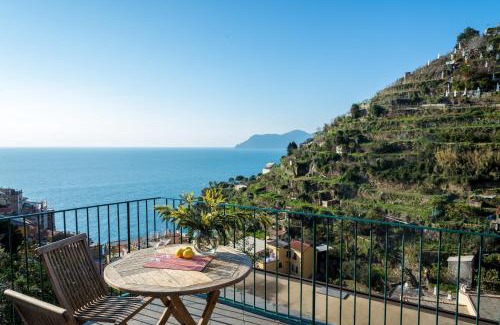 Manarola Apartamento | Luxury Seaview Apartments Manarola by Arbaspàa