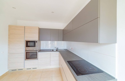 Għadira Apartamento | Luxury Seaview Pool-Hosted by Sweetstay