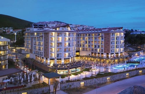 Kusadasi City Centre Complejo | Serviced Apartment in Kusadasi, Turkey - Short/Long Stays Available!