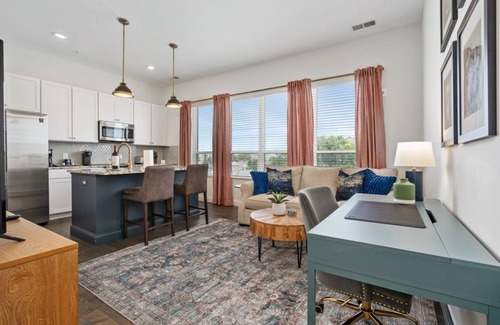 Victorian Village Apartamento | Spotless Medical Housing | Short North + Secure