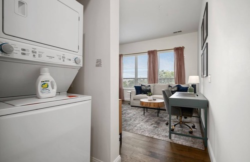 Victorian Village Apartamento | Spotless Medical Housing | Short North + Secure
