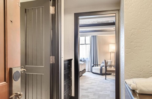 Avon Complejo | Entrada y salida de esquí privada Suite Ultra Lux Master dentro de Ritz Bachelor Gulch