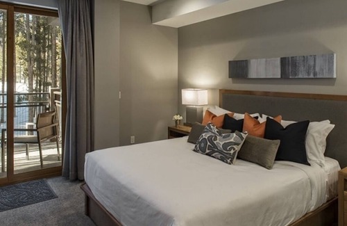 Peak 8 Complejo | Luxury Ski-in/out Breckenridge Resort as close to the slopes as you can get!