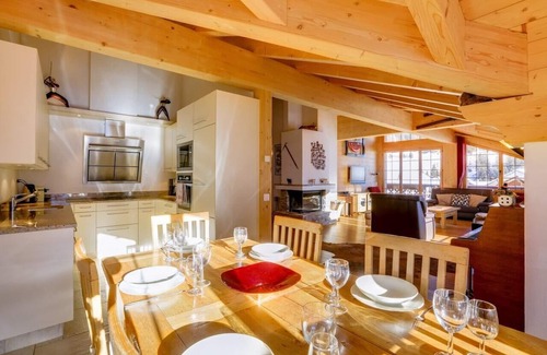 Val d'Illiez Apartamento | ski-in de lujo / ski-out de apartamentos de estilo chalé con vistas espectaculares