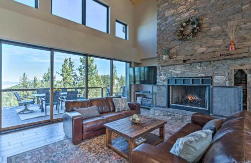 Angel Fire Casa | Luxury Ski-InandOut Getaway with Hot Tub and Views!