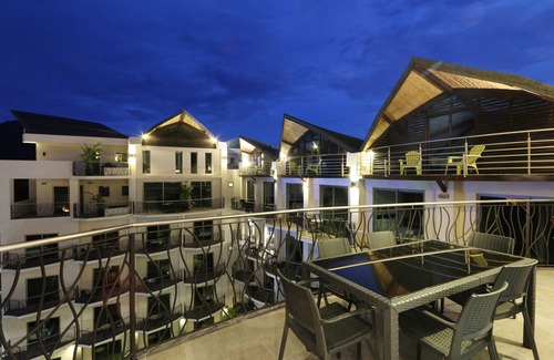 Jacó Apartamento | Luxury Sky Penthouses 3-6BR Condo-Hotel at Oceano Jaco