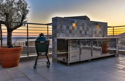 Rafajlovici Apartamento | Luxury Skyfall Penthouse