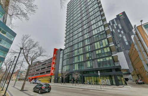 Downtown Winnipeg Apartamento | Luxury skyline condo in downtown FREE 24/7 parking