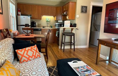 Fayetteville Casa | Luxury Smart Bungalow