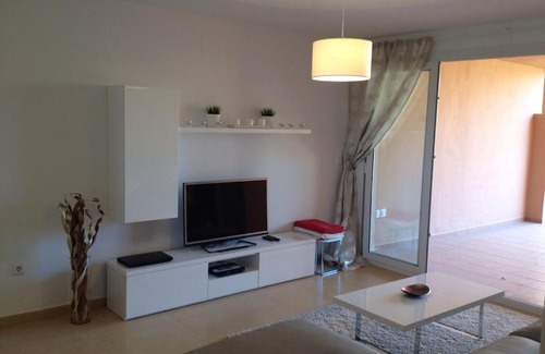 Torre-Pacheco Apartamento | Amplio apartamento de lujo con vistas al golf, la piscina y el lago 5 estrellas