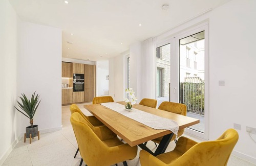 Stepney Green Apartamento | Luxury Spacious Flat With Communal Gardens Parking