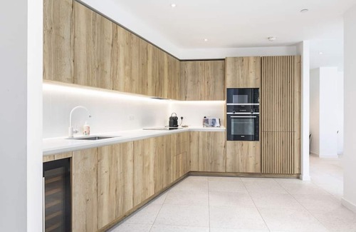 Stepney Green Apartamento | Luxury Spacious Flat With Communal Gardens Parking