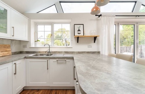 Potters Bar Casa | Luxury & Spacious 2 Bed Annex with Private Garden