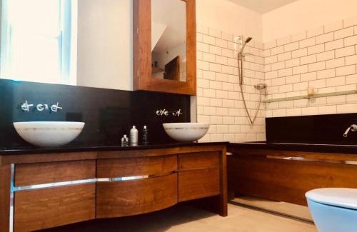 Ealing Apartamento | luxury spacious London Apartment on Mattock Lane