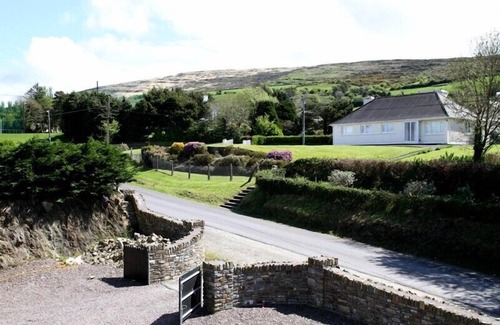 Bantry Casa | Lujo espaciosa casa de nueva construcción con vistas a la montaña cerca de la ciudad de Bantry