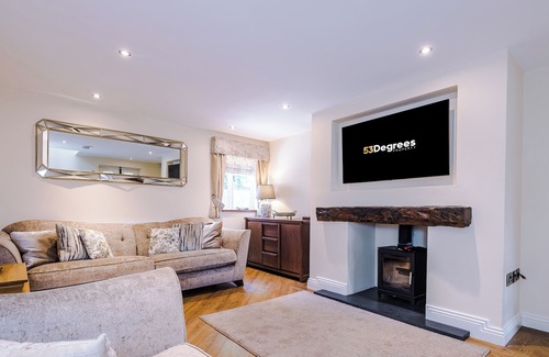 Tarporley Casa | Luxury Stables in Beeston | 53 Degrees Property | Countryside - Sleeps 6