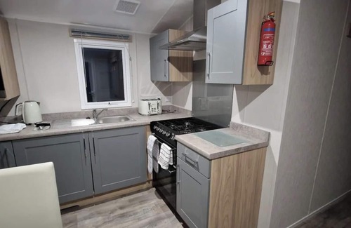 Colchester Cabina | Luxury Static Caravan Sleeps 6 Coopers Beach