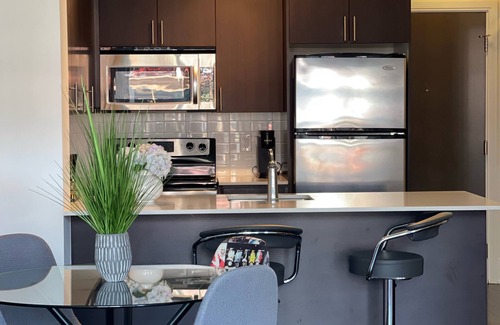 Wellington Place Condominio | Luxury stay in heart of Toronto downtown