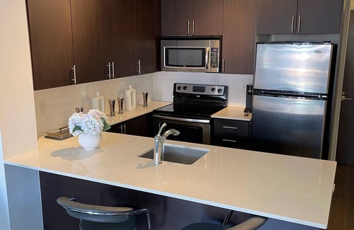 Wellington Place Condominio | Luxury stay in heart of Toronto downtown