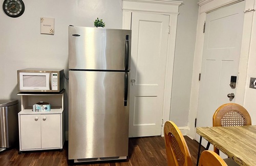 Waterbury Apartamento | Apartamento De Lujo Recientemente Renovado en el Corazón de Waterbury