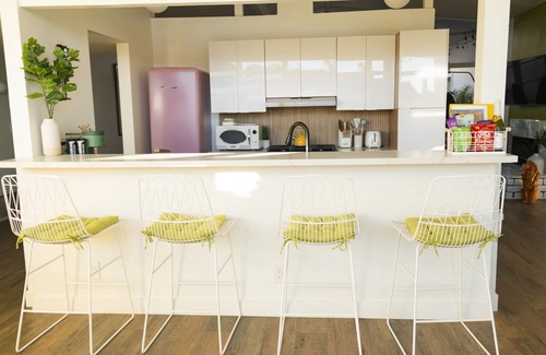 Loma Alta Casa | Luxury Stay: King Bed, Hot Tub, Game Room, Outdoor Dining, 5 Miles from Beach