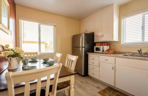 West San Jose Apartamento | Luxury stay near Santana Row for vacation/business