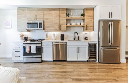 City Park West Apartamento | Luxury Studio, Gym, Spa, Garage Parking, Safe 313