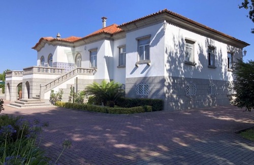 Ronfe Apartamento | Luxury studio in Guimarães!