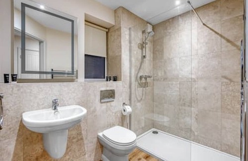 Priors Marston Apartamento | Luxury Studio Room, Stockton, Pet Friendly, Wifi