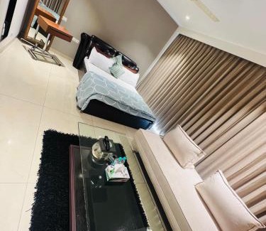 Gurugram Apartamento | Luxury Studios Key 1