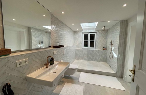 Bad Wiessee Cama Y Desayuno | Luxury Suite - Bio Design Boutique Hotel Landhaus St. Georg