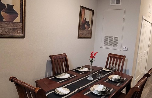 Brier Creek Country Club Apartamento | Luxury Suite *Gated Community *Free Parking *Entire Apt * Minutes From RDU & PNC