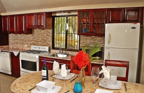 Cabarete Apartamento | Luxury suite in central cabarete, cable TV/WiFi, pool, fitness center, spa/bar