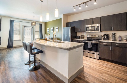 Haltom City Apartamento | Luxury suite! Minutes from downtown Fort Worth