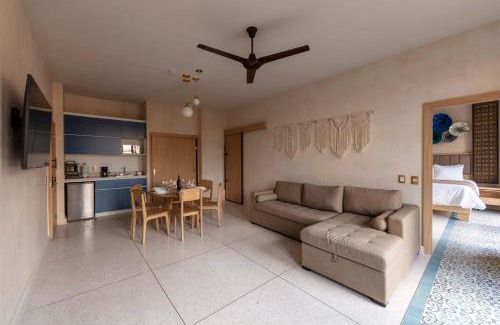 Historic Center Apartamento | Luxury Suite up to 10ppl near Torre Latino