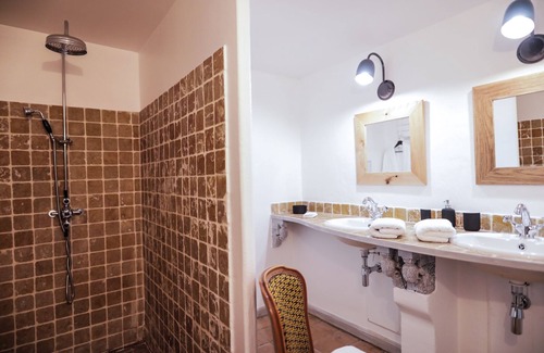 Paluds de Noves Casa | Habitación doble "ouarzazate" a 10 minutos de St Rémy de P - Desayuno incluido