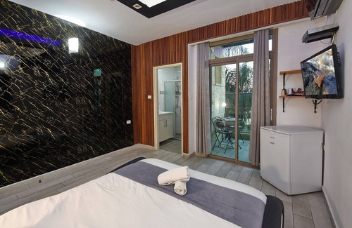 Tiberias Hotel | luxury suites