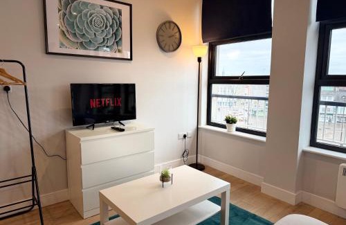 Northampton Apartamento | Luxury Super-King Bed Flat in Town Centre